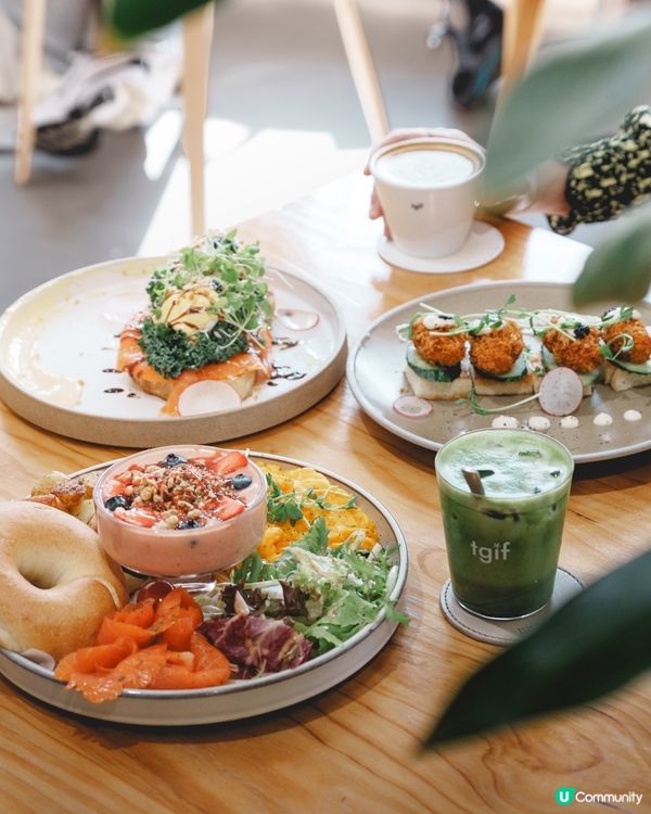 西環. 極簡純白風格.工作友善Cafe TGIF