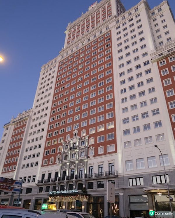 去西葡歎 住宿篇 (西班牙馬德里酒店推薦 - Hotel Riu Plaza España，日出日落都睇到)