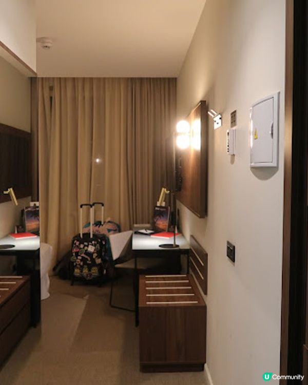 去西葡歎 住宿篇 (西班牙馬德里酒店推薦 - Hotel Riu Plaza España，日出日落都睇到)