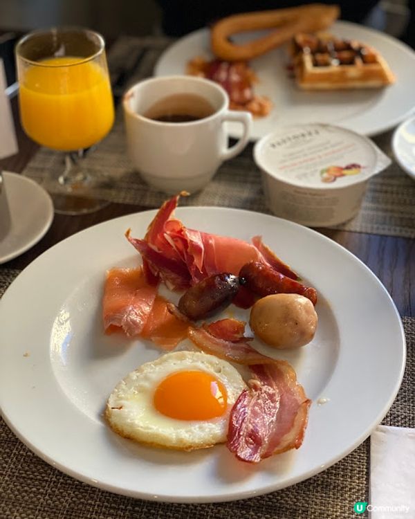 去西葡歎 住宿篇 (西班牙馬德里酒店推薦 - Hotel Riu Plaza España，日出日落都睇到)