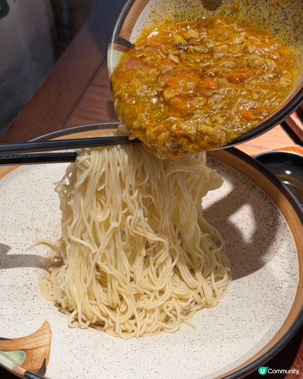 皇庭廣場必食「蟹黃撈麵」🦀  