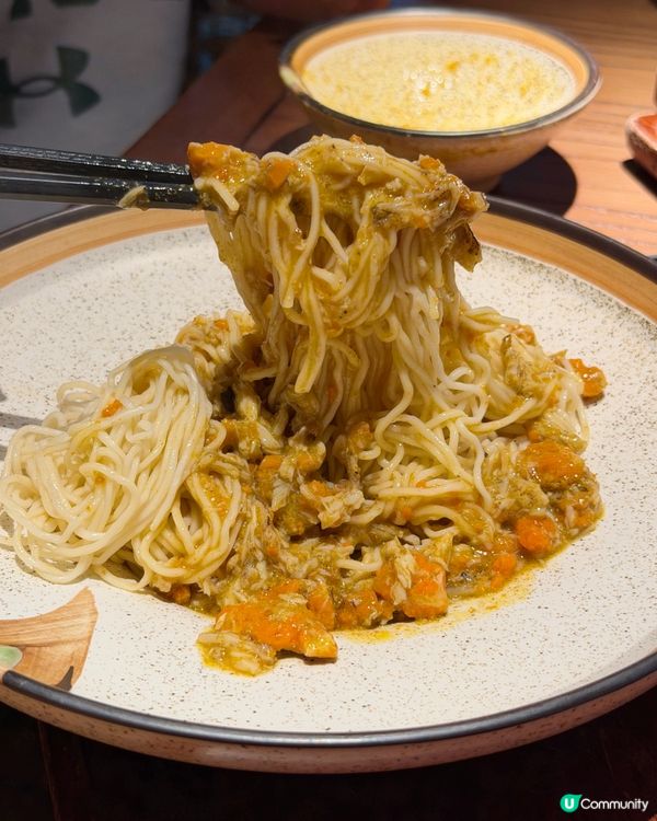 皇庭廣場必食「蟹黃撈麵」🦀  