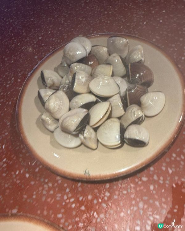 喺深圳飲食牛肉海鮮$100都唔使，真心抵食