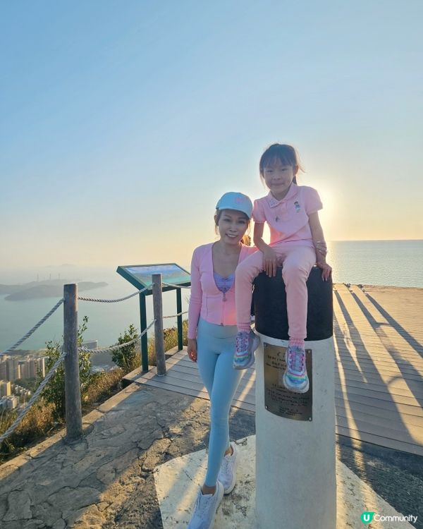 西高山連6歲囡囡都行到。個半鐘就上到山頂，沿途好多風景打卡位...