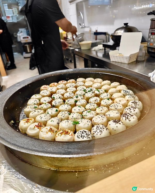 米芝蓮爆汁生煎包！