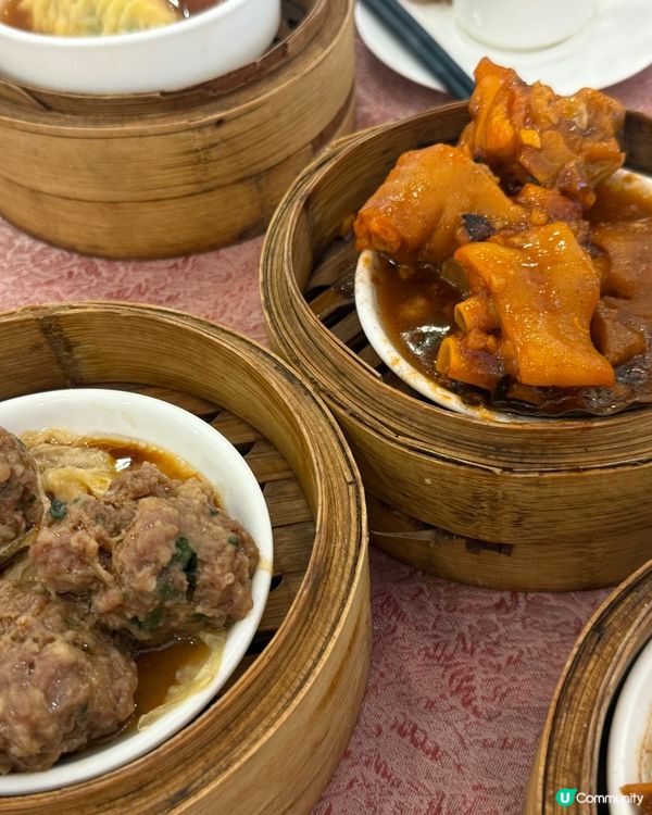 星期日一家人飲茶,食吓嘢傾吓偈就一個下午