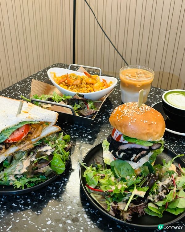 觀塘裕民坊水泥木系cafe☕️ 🩶