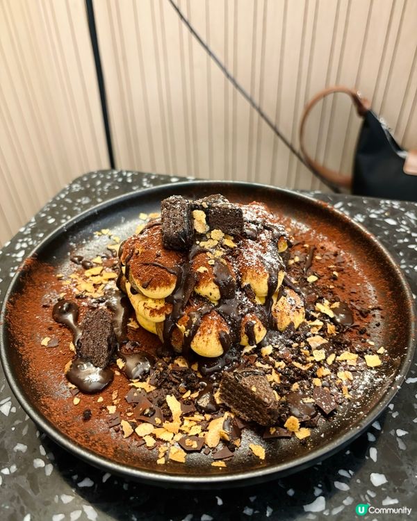 觀塘裕民坊水泥木系cafe☕️ 🩶