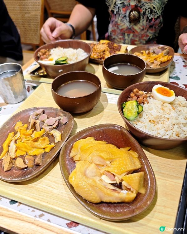 大圍排隊店榕基海南雞