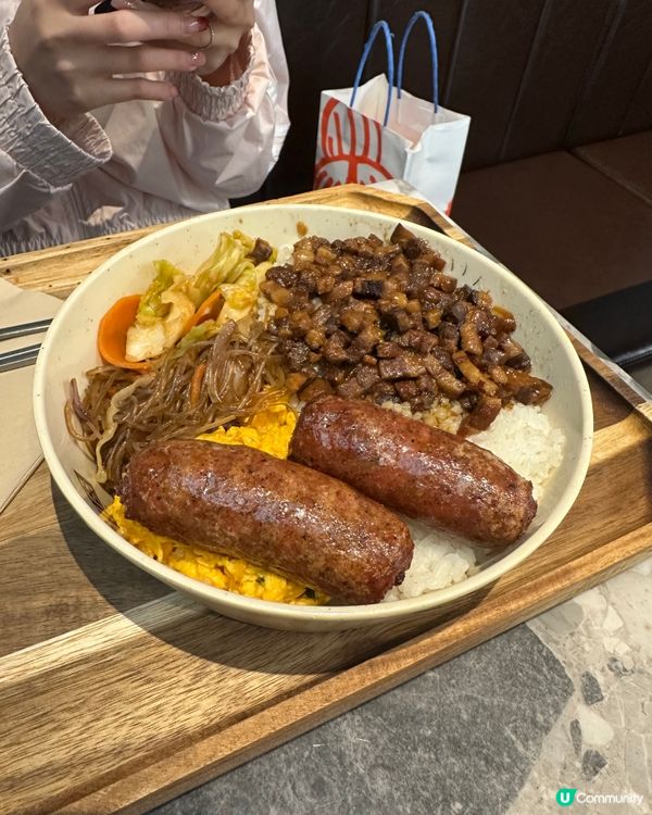 哇！冇誇張😍塊排骨仲大過我塊面😱