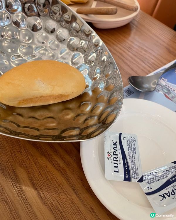 馬介休糖心蛋🍳🌟🌟

葡國雞酥皮包😋葡式乳豬🐷👍🏻