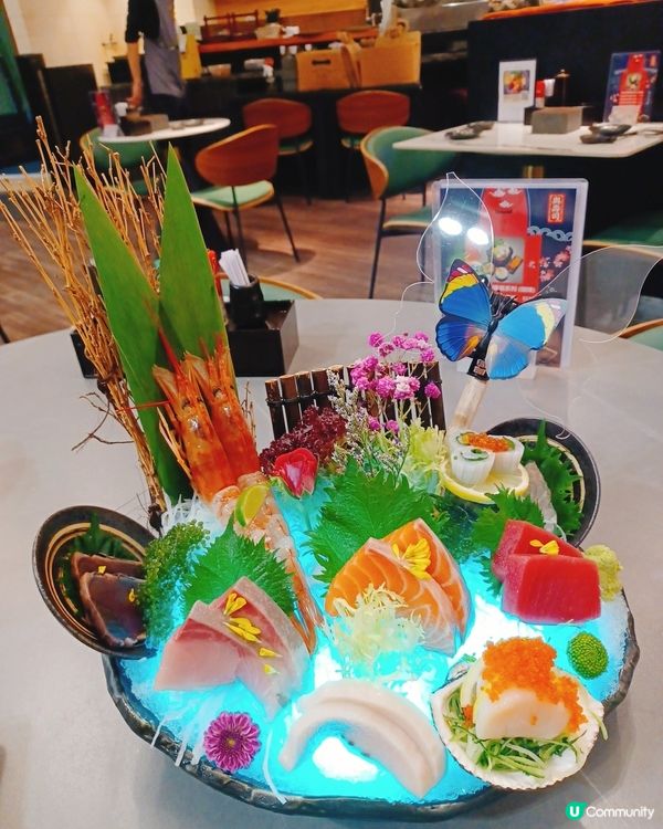 數碼港⽇菜🤩！閨蜜⾏超fit😋。