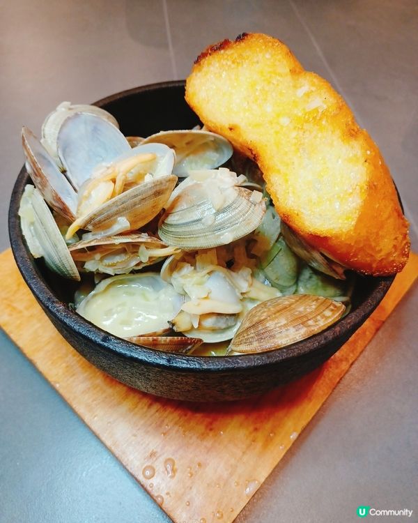 數碼港⽇菜🤩！閨蜜⾏超fit😋。