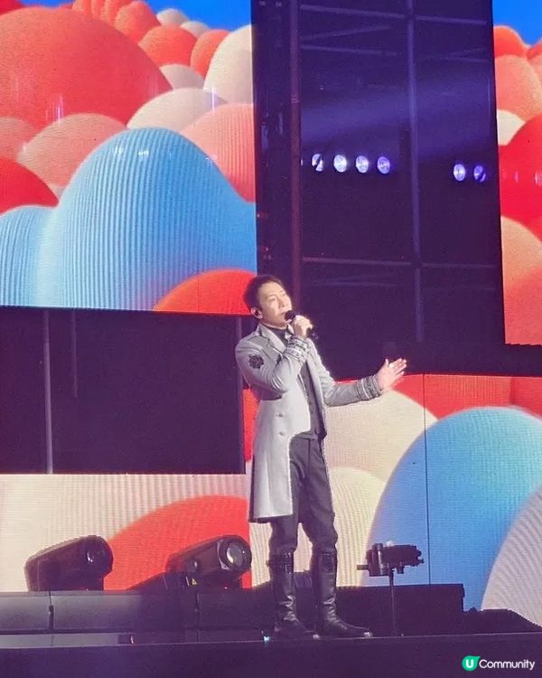 第一次見黎明：燈光震懾🤩