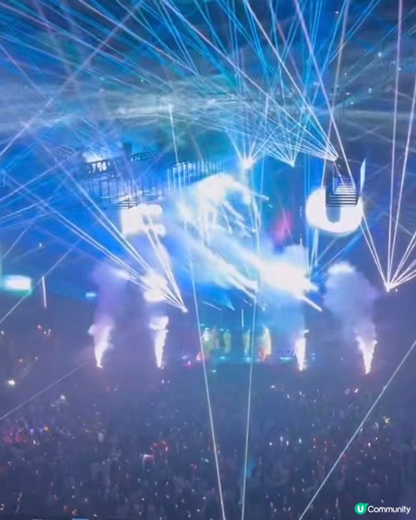 第一次見黎明：燈光震懾🤩