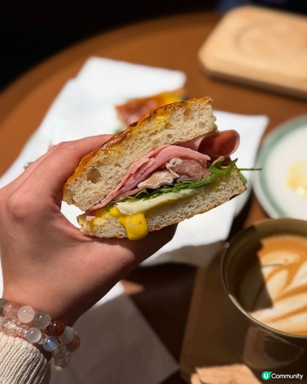 被芝士蛋糕耽誤嘅咖啡店🤤