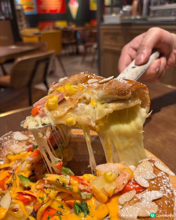 Pizza Maru:芝士拉絲拉到手軟!🍕🍗