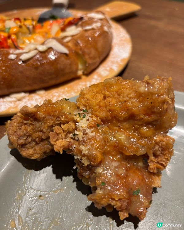 Pizza Maru:芝士拉絲拉到手軟!🍕🍗