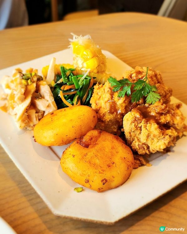 🍆超可愛茄子君蛋包飯😍