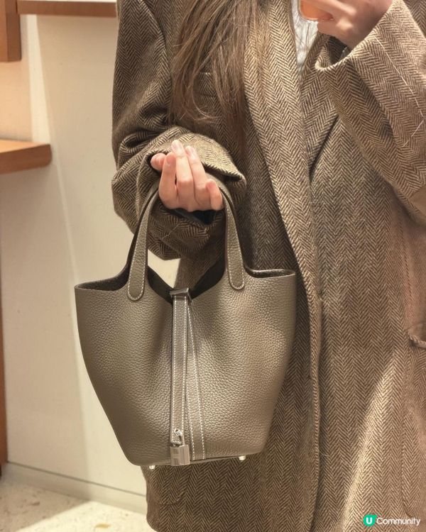 點解有啲袋永遠買唔到？品牌「控貨策略」大揭秘｜Society in Fame分析