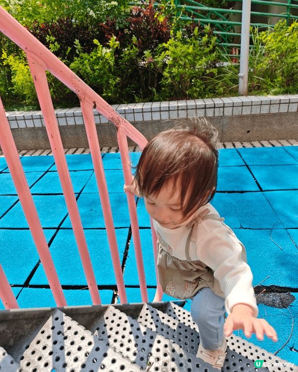 A sunny ☀️ day with daddy & mo...