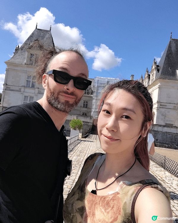 這是我跟未婚夫去法國的相片..一個10分浪漫的城市＃去新酒店...