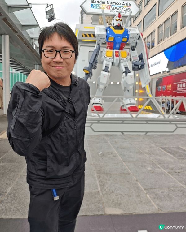 週末去海港城，發現有新的打卡點-- 高達，無論大人或小朋友的...