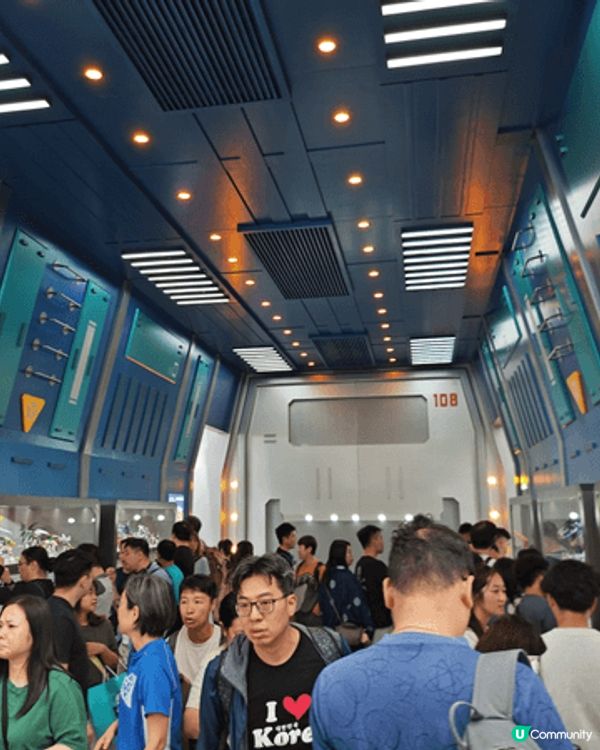 週末去海港城，發現有新的打卡點-- 高達，無論大人或小朋友的...