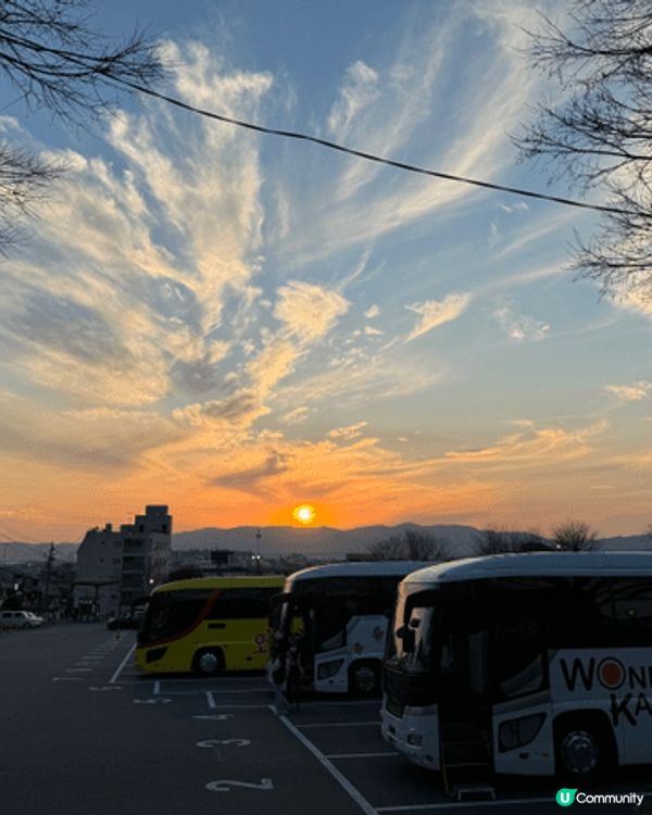 世界得大，用眼睛和腳步去探索，創造不可複製的回憶。旅途中，縱...