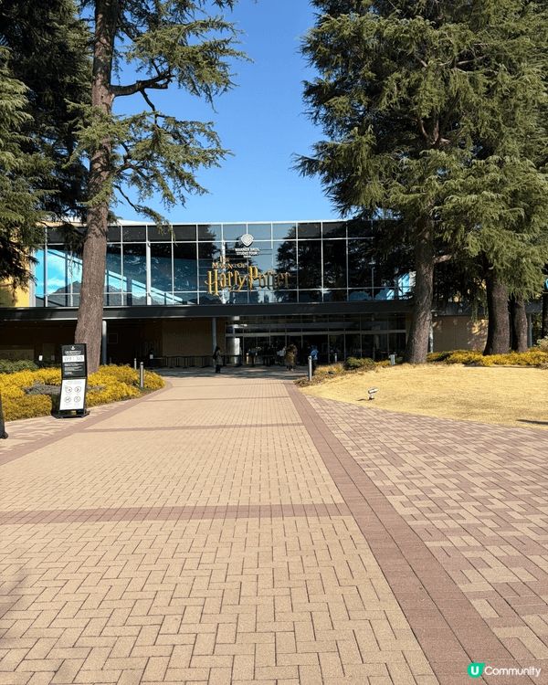 在東京旅遊必去的地，第一是哈利波特影城，好玩又可以打卡，第二...