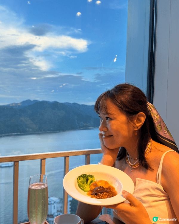 last summer 去咗深圳鹽田凱悅酒店嘆世界 養豬式嘆...