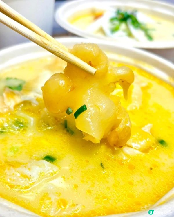 花膠雞煲翅翅翅，鮮味濃郁！🐔😋