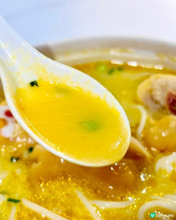 花膠雞煲翅翅翅，鮮味濃郁！🐔😋