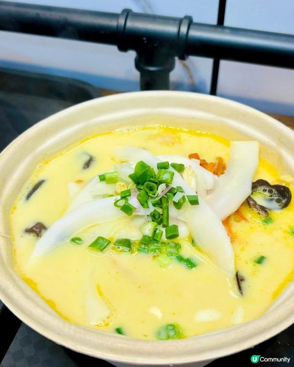 花膠雞煲翅翅翅，鮮味濃郁！🐔😋