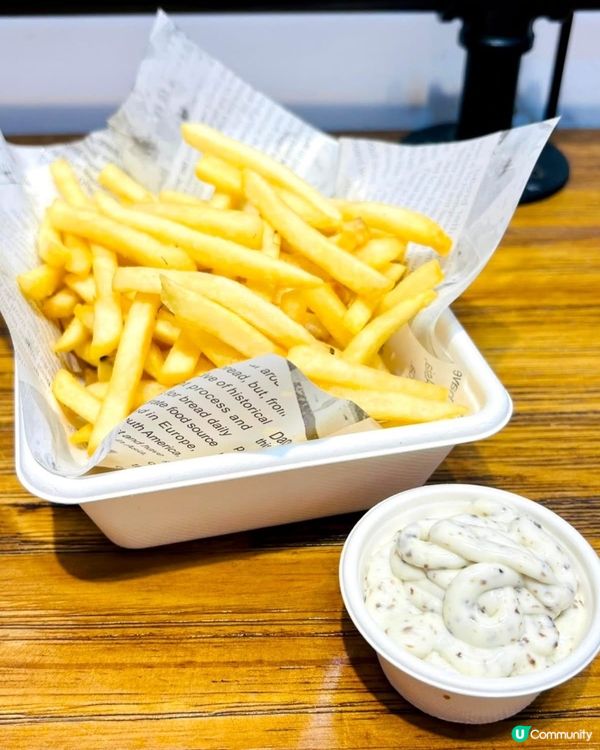 花膠雞煲翅翅翅，鮮味濃郁！🐔😋