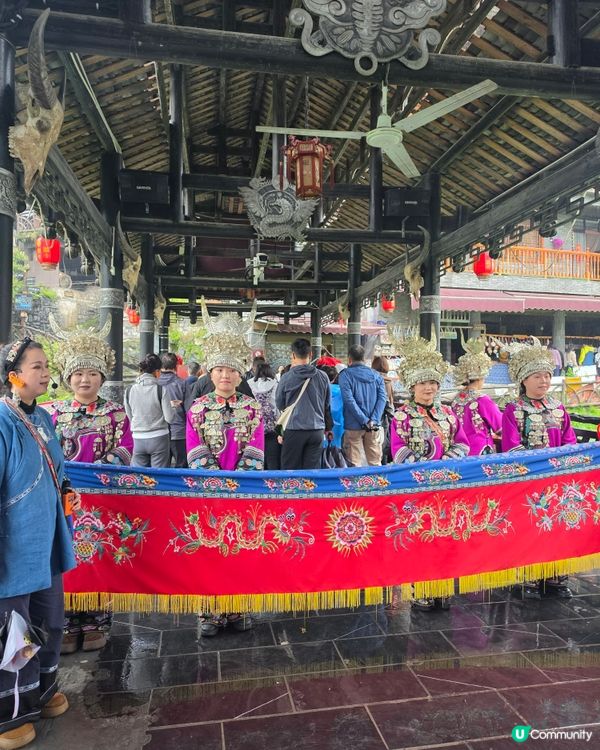 湘西苗寨
山路之上，是人情與風景一齊盛開的地方