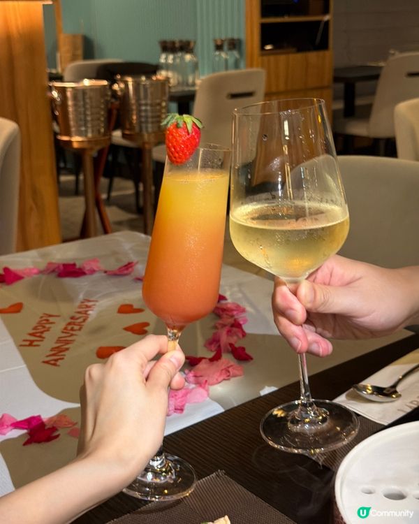 【尖沙咀｜氛圍感滿滿嘅龍蝦盛宴西餐】