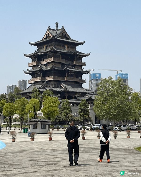 Easter 去左武漢，武漢無論日景定夜景都一樣咁靚，好多野...