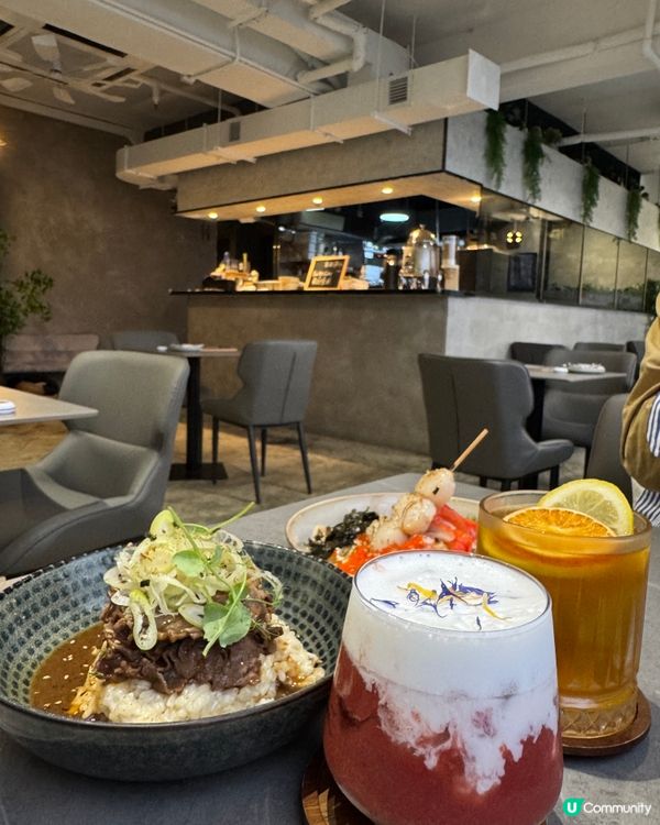 UMI Cafe (銅鑼灣）