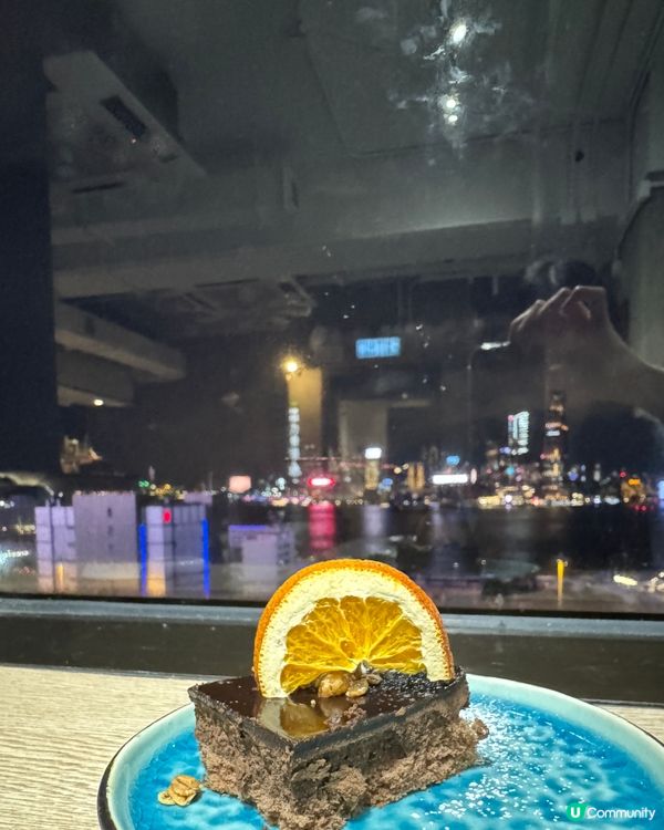 UMI Cafe (銅鑼灣）