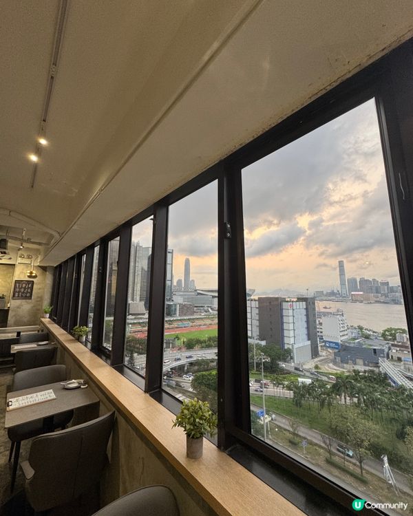 UMI Cafe (銅鑼灣）