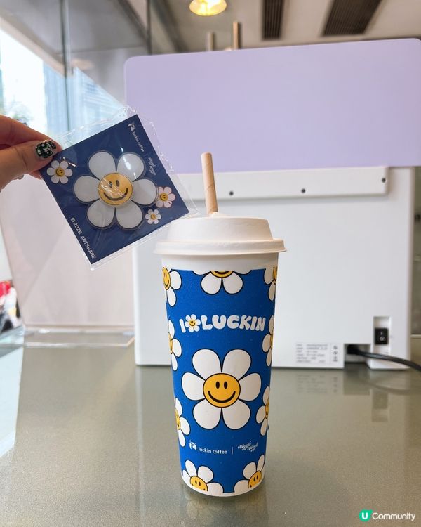 💙瑞幸咖啡 x 𝕎𝕚𝕘𝕘𝕝𝕖 𝕎𝕚𝕘𝕘𝕝𝕖🤍