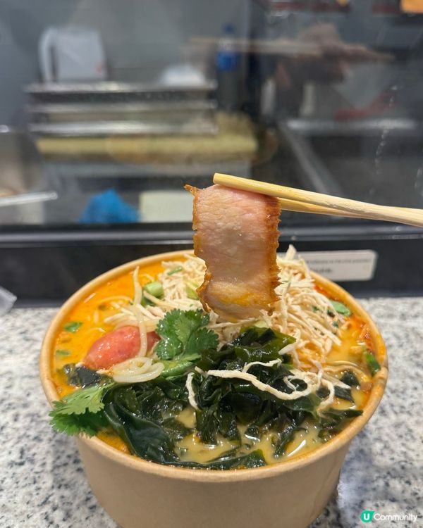 酸辣湯底太正😋 雲香園米線推介！