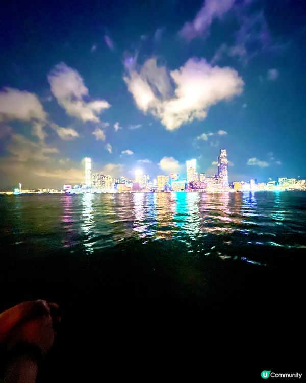 🌃 維港幻彩詠香江|每晚8點,香港最強免費燈光騷!
