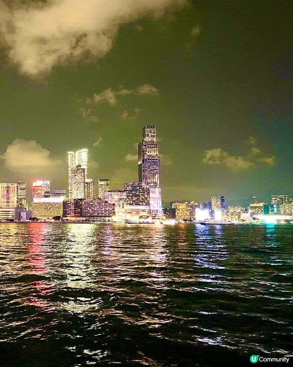 🌃 維港幻彩詠香江|每晚8點,香港最強免費燈光騷!