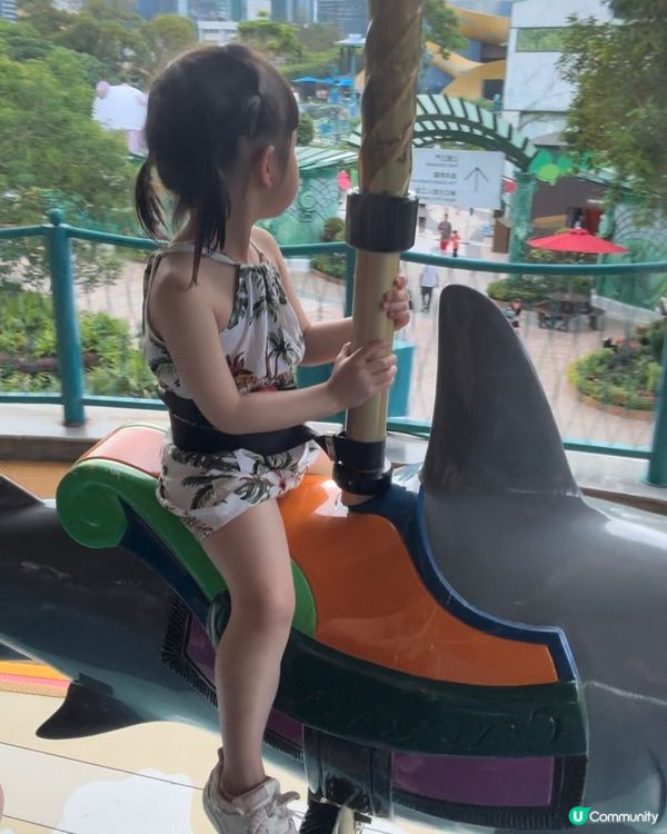 帶小朋友嚟海洋公園,大人細路都一樣玩得咁開心,香港海洋公園係...