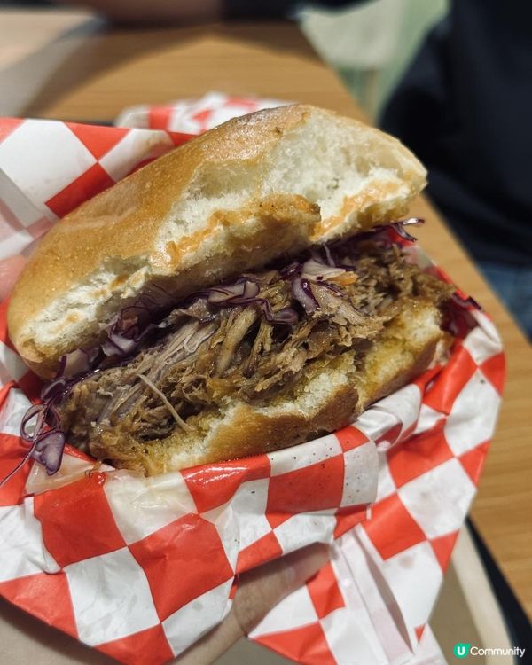 九龍城美食廣場人氣漢堡包🍔！