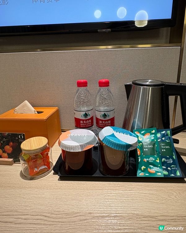 桔子酒店醒目橙色明亮活潑，人均$160，方便舒適