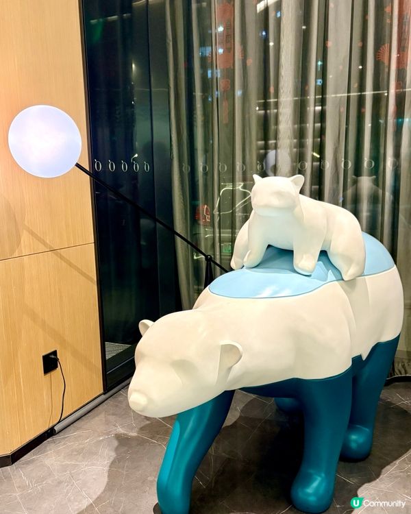 桔子酒店醒目橙色明亮活潑，人均$160，方便舒適