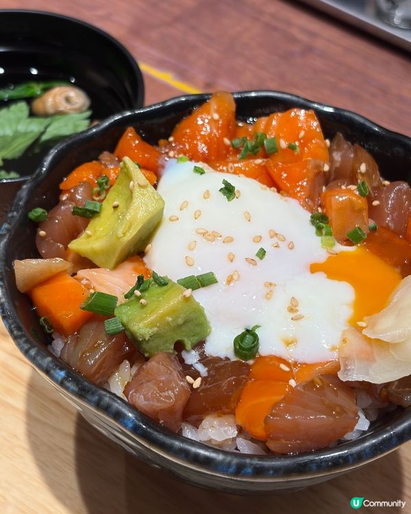 心齋橋𝗣𝗔𝗥𝗖𝗢內的海鮮丼專門店